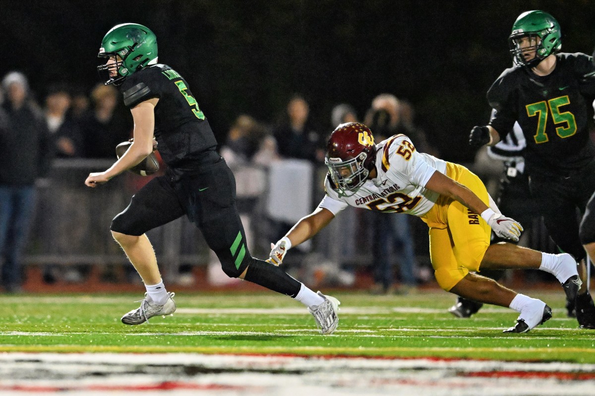 a Central Catholic West Linn 6A Oregon football semifinal November 17 2023 Leon Neuschwander 62